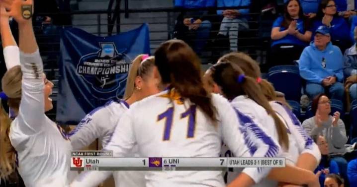 NCAA Volleyball: UNI rallies to beat Utah 3