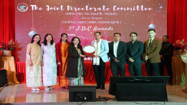 Christmas advance manianio, M’laya-ni dam 15 sanram biaprang award