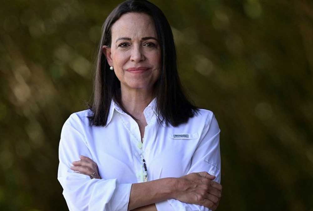 Las incógnitas del viaje de Machado para el Nobel, que el oficialismo tacha de «subasta»