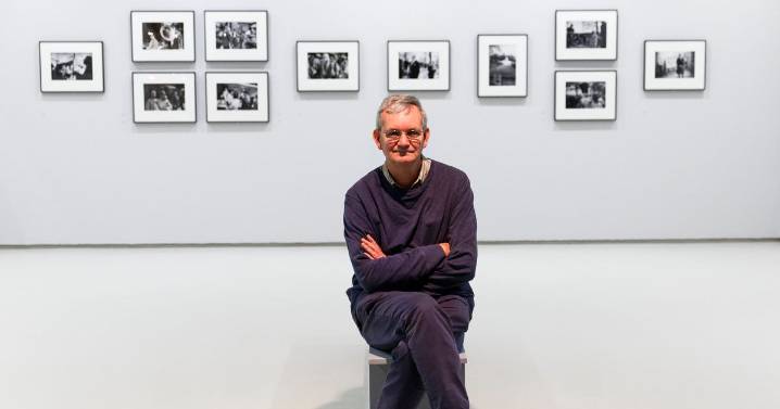 Legendary photographer Martin Parr dies in Bristol