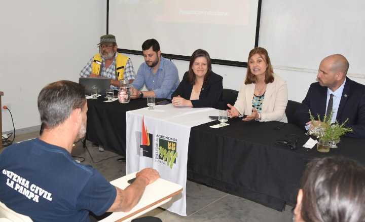 Presentaron tecnicatura de Gestión en Incendios Forestales