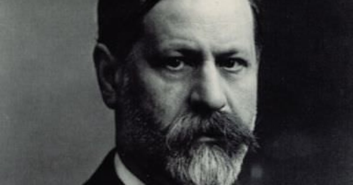 Columna Itinerante: El diván de la cabeza a los pies