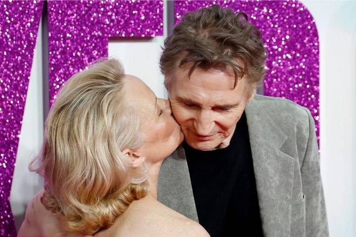 Neeson and Anderson Had a Romantic Fling in NY??