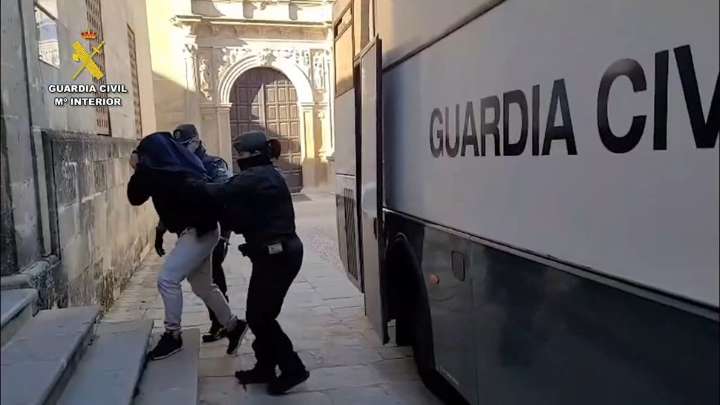 Cae una red dedicada al tráfico de droga a gran escala y al blanqueo de capitales con detenidos en Granada