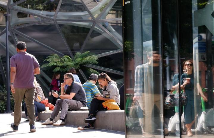 Tech pay soars in King County — and the gender gap grows wider