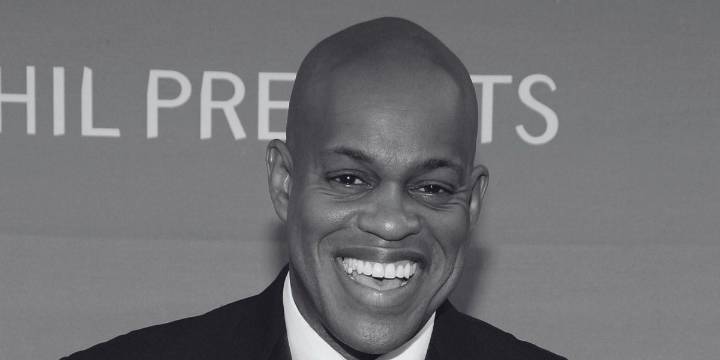 Grammy-Nominated Singer Dies From Stabbing at 71