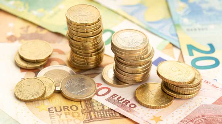 La presión fiscal creció en España el doble que la media de la OCDE desde 2010, según el último informe anual