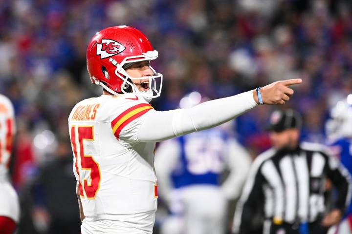 Patrick Mahomes Pins Blame for Travis Kelce & Rashee Rice’s Costly Errors as Playoff Hopes Dwindle