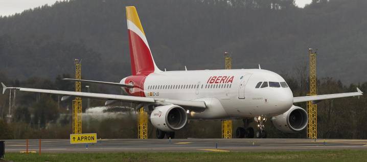 Iberia canceló las operaciones con Venezuela hasta el 31 de diciembre