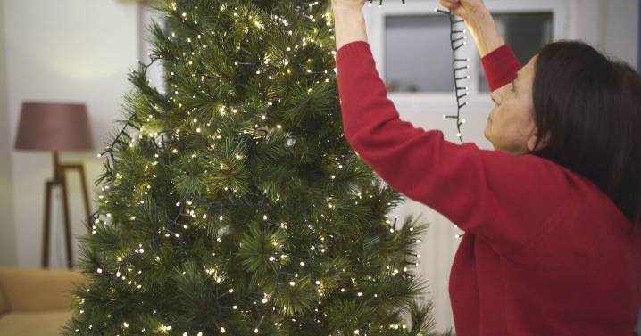 UK households can 'lower electricity bill' by making light switch