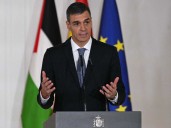 Sánchez tacha de “extrajudiciales” e “inaceptables” ataques de EU