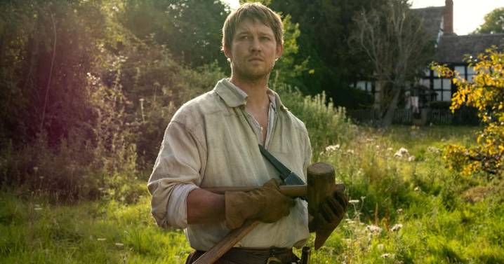 Jessie Buckley startles and shimmers in 'Hamnet,' a meditation on love, loss and art