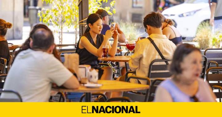Promover el catalán en bares y restaurantes de Barcelona, reto de la campaña de ERC y Gremi de la Restauració