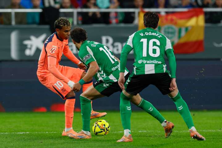 El Barça apaga la ilusión del Betis en la Cartuja