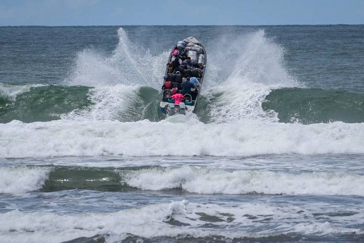 Mueren 18 migrantes en naufragio en el Mediterráneo