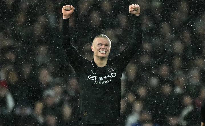 Erling Haaland anota su gol 100 en la Premier League y Manchester City vence al Fulham