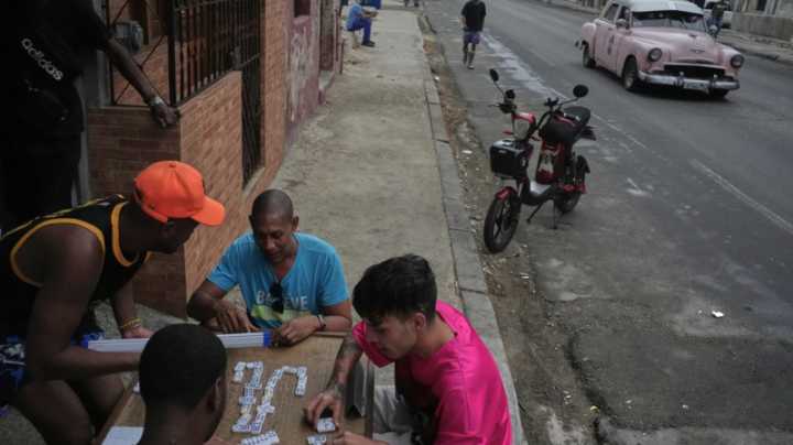 Apagón masivo afecta la región occidental de Cuba tras falla en línea de transmisión