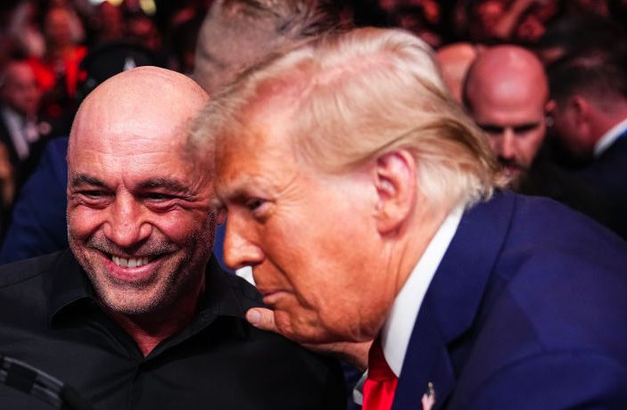 Joe Rogan laughs at Trump for texting 'like a 79