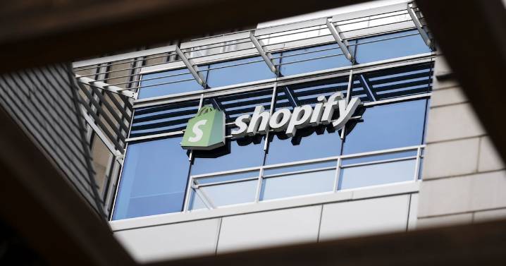 Shopify down: Outage reported on Cyber Monday