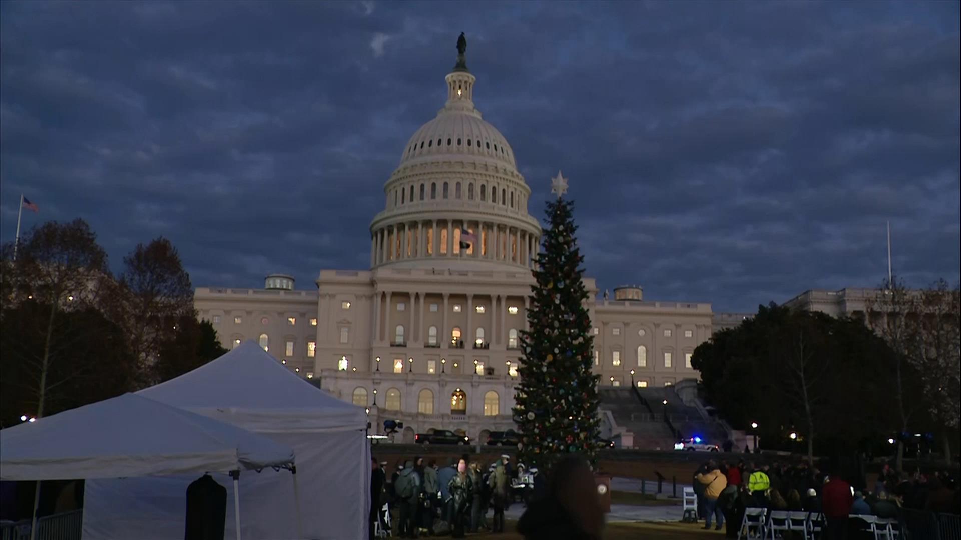 Nevada fourth grader joins House speaker in lighting U.S. Capitol Christmas tree
