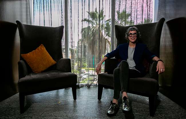 Mezcla Nona Fernández memoria, archivo y entrevistas en Marciano; visita la FIL Guadalajara