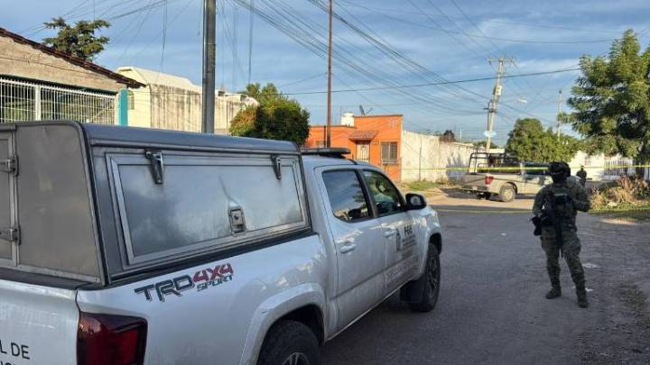 Asesinan con arma corta a un hombre en las calles del fraccionamiento Santa Rocío, en Culiacán