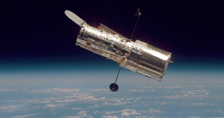 Light from satellites will ruin majority of some space telescope images, study says