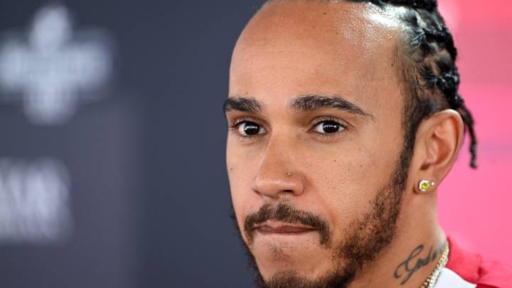 Hamilton señala a la prensa por la situación de Ferrari: "Hay mucha negatividad..."
