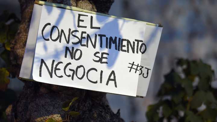 "Evitar un agravamiento más allá del sufrimiento natural de la pena"