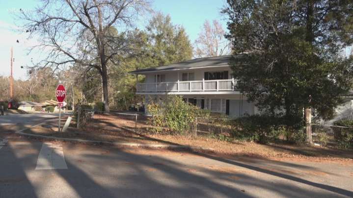 Five displaced, one rescued in early Saturday morning house fire in Columbia