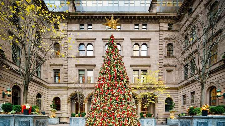 Bucket List: Stay at a 5-star NYC hotel for Christmas