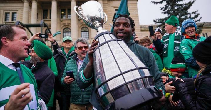 Roughriders sign star offensive lineman Jermarcus Hardrick to one