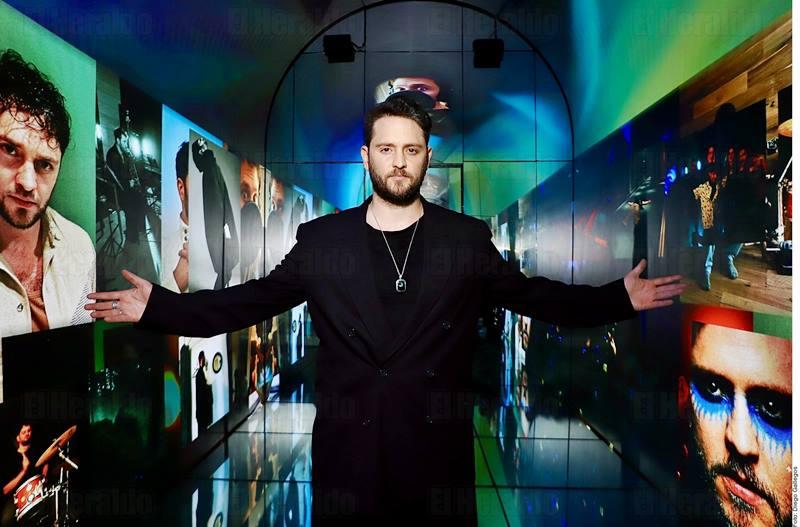 Christopher Uckermann reafirma su fe