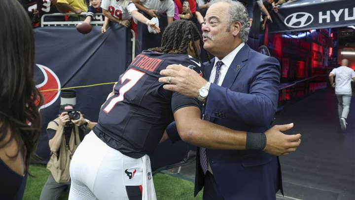 Texans turn awkward Cal McNair-CJ Stroud moment into a win