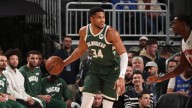 Bucks' Giannis Antetokounmpo out for game with right calf strain