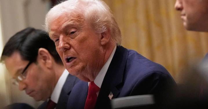 Estrategia de seguridad de Trump critica a Europa y busca dominancia de EEUU en Occidente