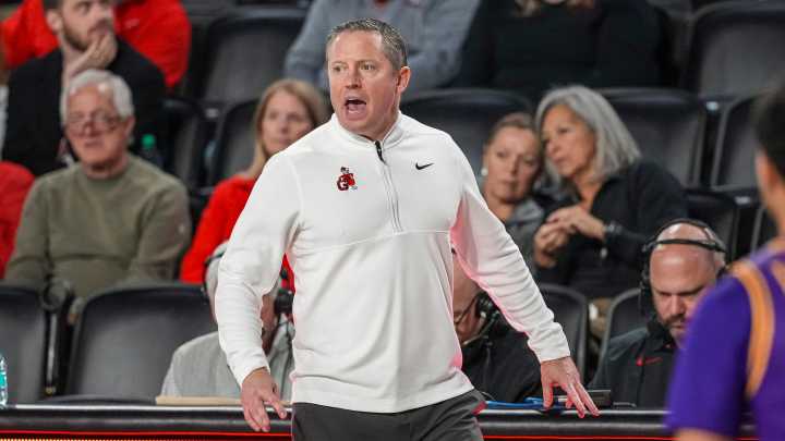 SEE IT Mike White on Georgia basketball pulling away from Cincinnati