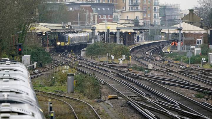 Number of rail journeys in the Forest of Dean rises by more than a tenth