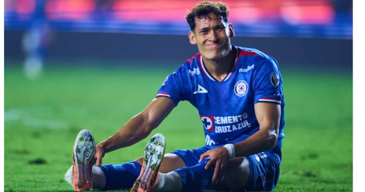 Chiquete Orozco sufre espeluznante lesión y sus compañeros quedan en shock; se perdería el Mundial 2026 (VIDEO)