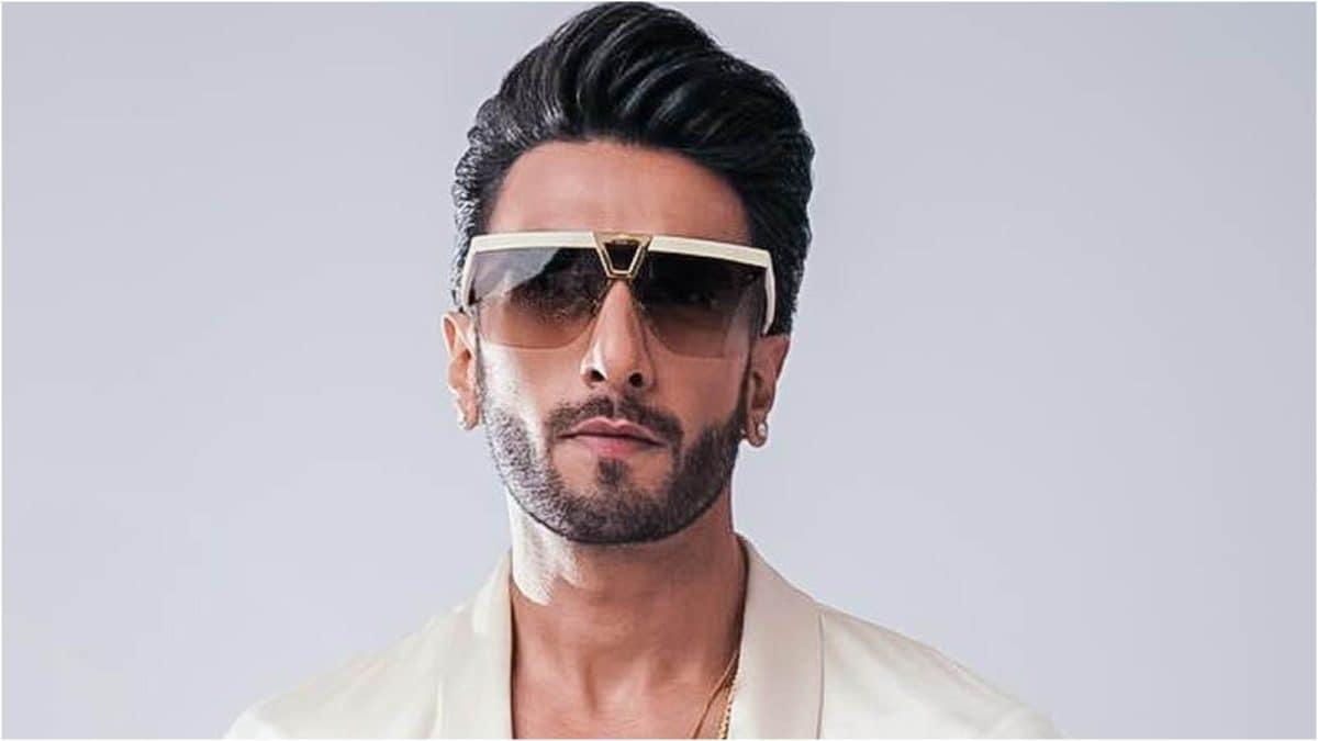 Ranveer Singh’s Old Interview On Working Beyond 8-Hour Shift Goes Viral: ‘Karlo Thodi Si Zyada Shooting’