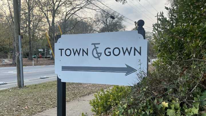 Town and Gown Players to let holiday music shine in 'Winter in Boulevard'