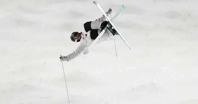 Canada's Viel skis to bronze as season-opening World Cup moguls stop wraps up
