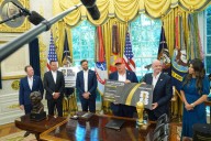 US prioritizes visas for fans traveling for the World Cup, Olympics and other events