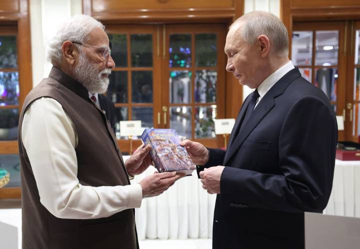 PM Modi gifts Russian edition of Bhagavad Gita to President Putin