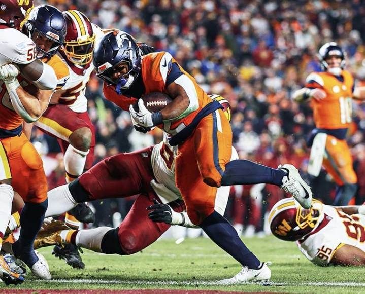 Broncos conquistan décima victoria consecutiva