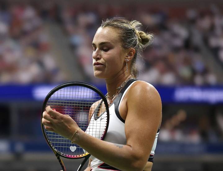 Aryna Sabalenka Caught off Guard As Ball Kid Delivers Stunning Feat at Match