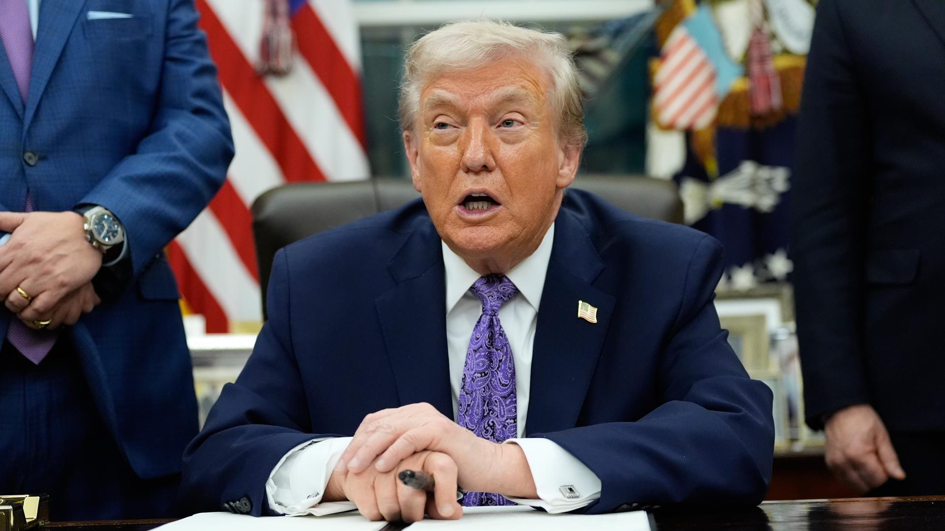 Trump laments Indiana Senate's decision on redistricting, says 'it would have been nice'