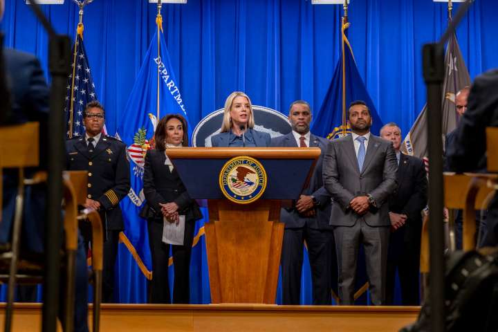 Suspect in Jan. 6 pipe bomb case makes brief first appearance in court