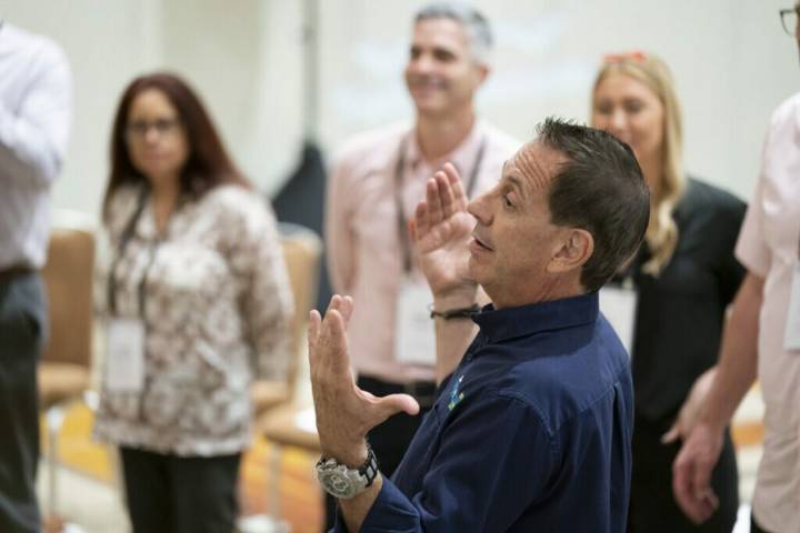 Scottsdale resident brings improv to the workplace