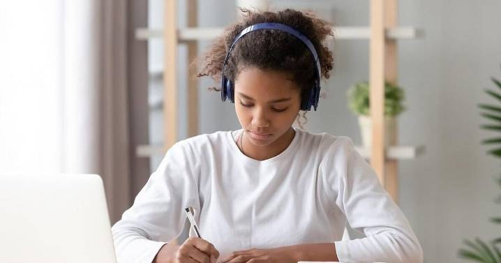 1 In 8 Teens Show Signs Of Hearing Loss, Study Says